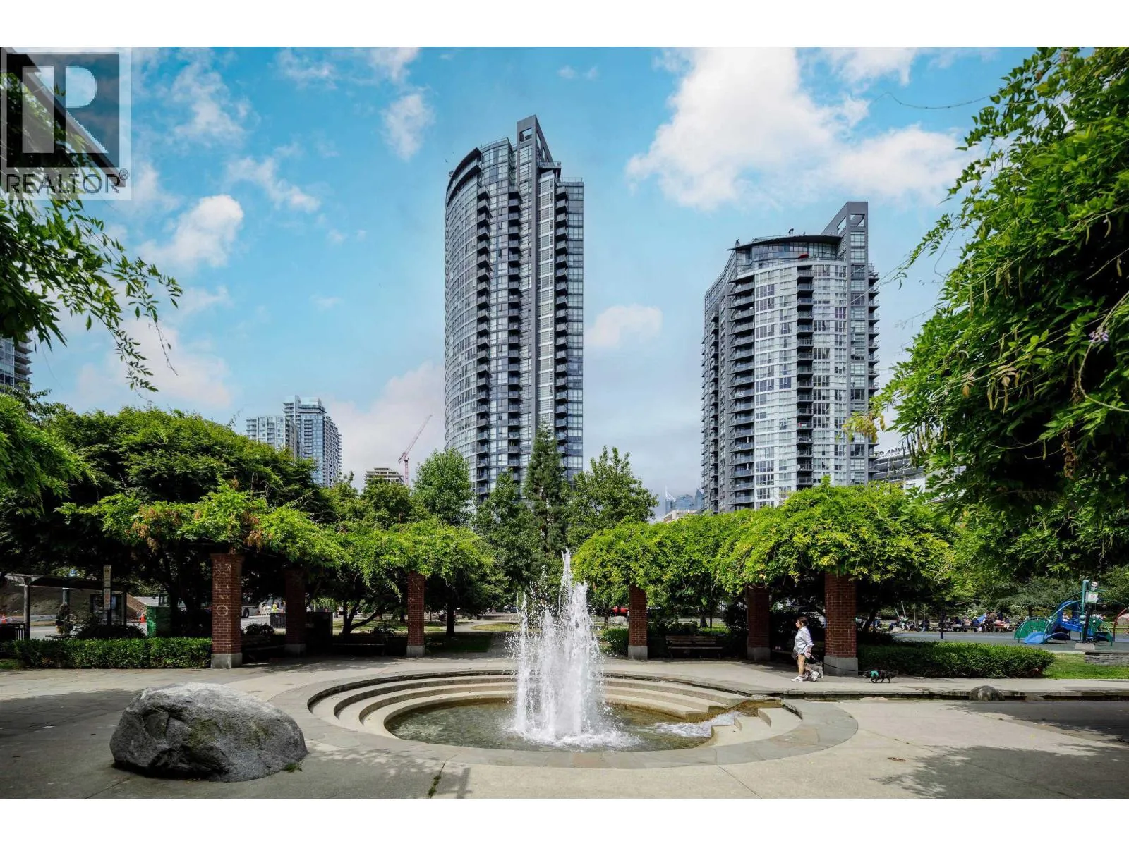 Apartment for rent: 1199 Seymour Street, Vancouver, British Columbia V6B 1K3