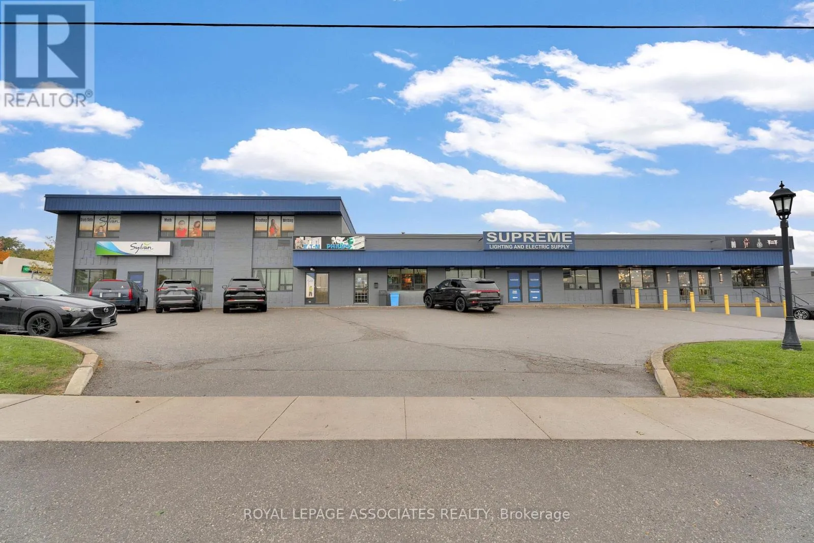 11a - 9 Laidlaw Boulevard, Markham, Ontario L3P 1W5