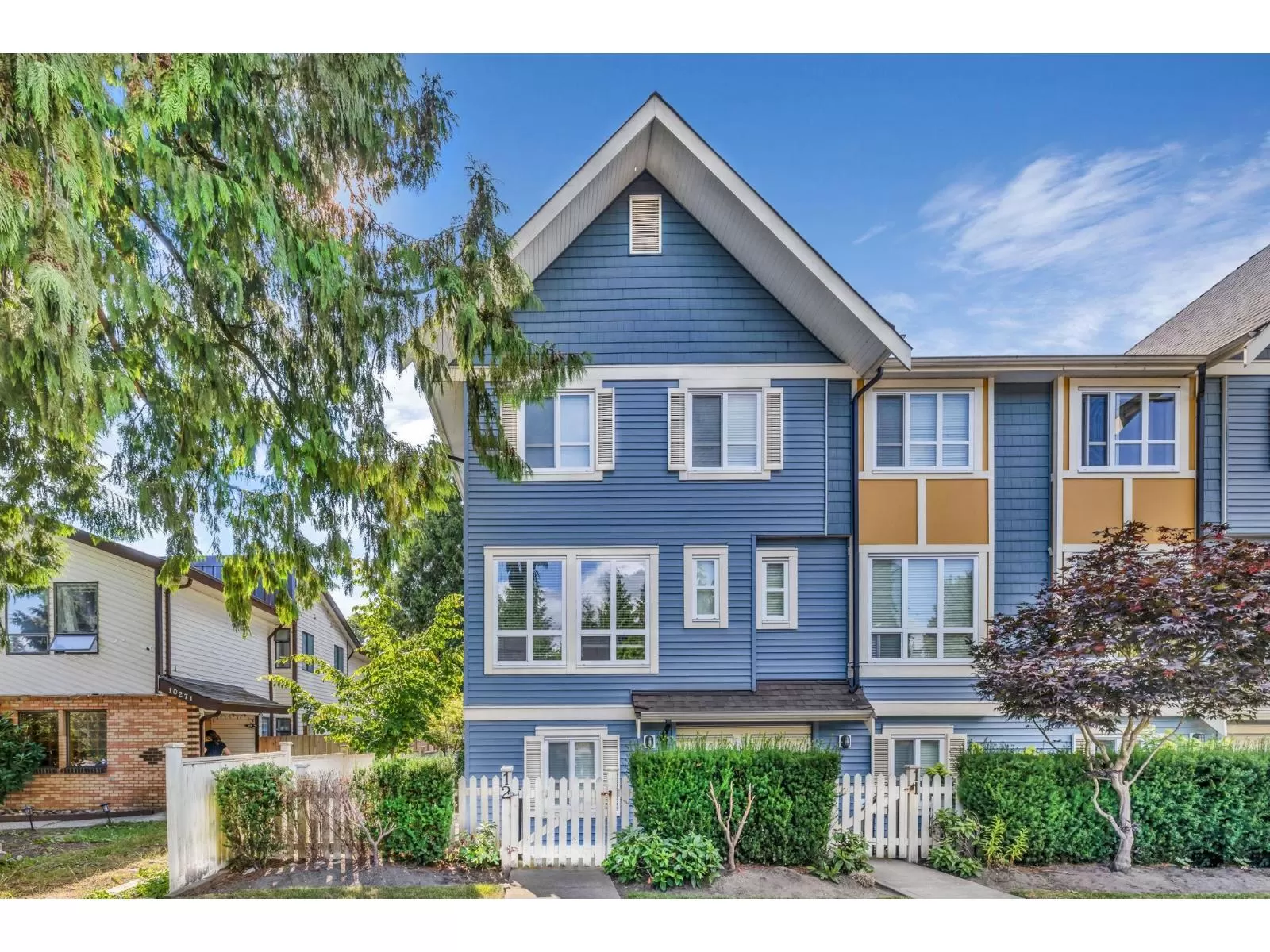 Row / Townhouse for rent: 12 14388 103 Avenue, Surrey, British Columbia V3T 0J1