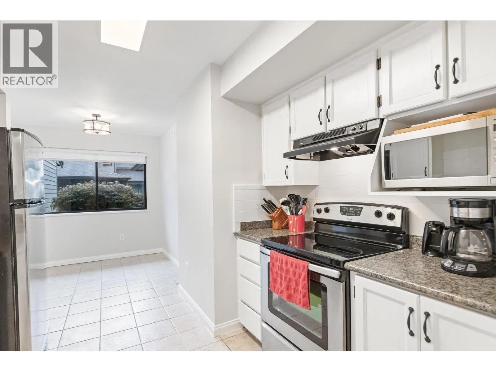 Row / Townhouse for rent: 12 20681 Thorne Avenue, Maple Ridge, British Columbia V2X 8G2