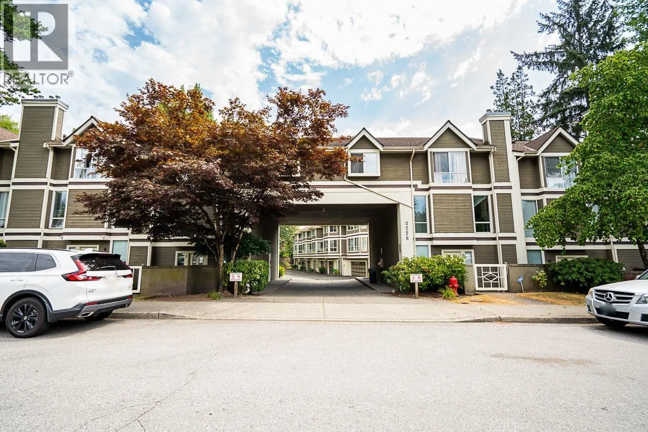 Row / Townhouse for rent: 12 3228 Raleigh Street, Port Coquitlam, British Columbia V3C 3J5