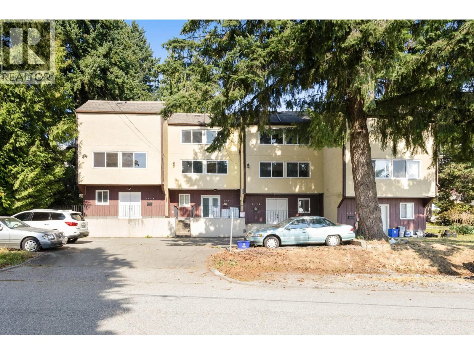 1-2, 4-7 322 Begin Street, Coquitlam, British Columbia V3K 4V9