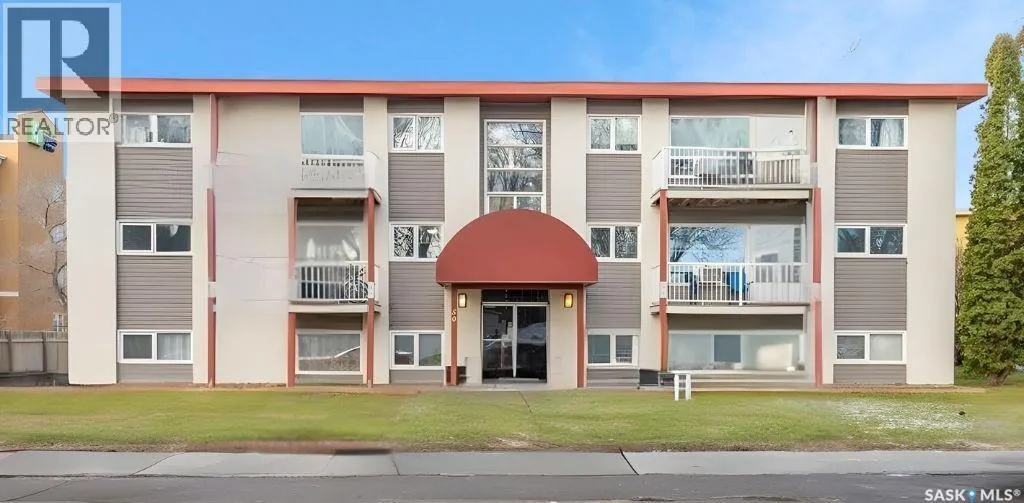 Apartment for rent: 12 50 Spence Street, Regina, Saskatchewan S4S 4H4