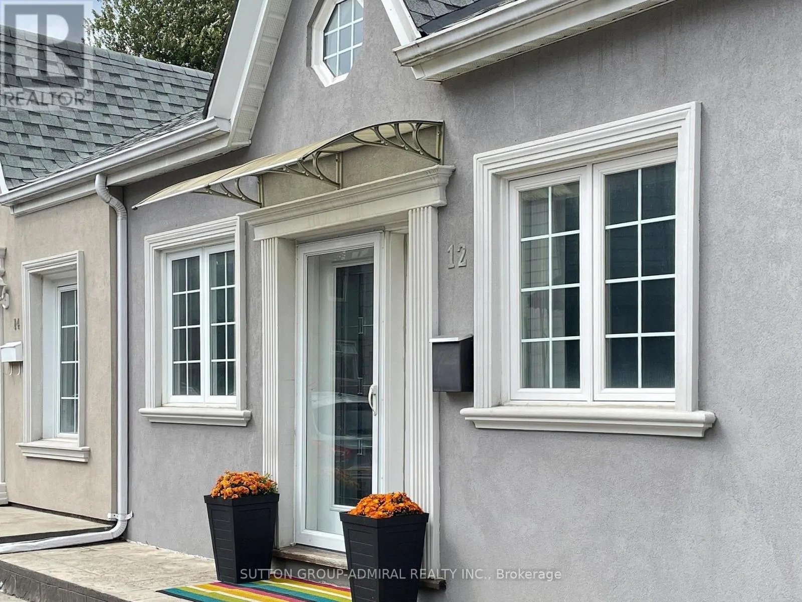 House for rent: 12 Abbs Street, Toronto, Ontario M6K 1M6