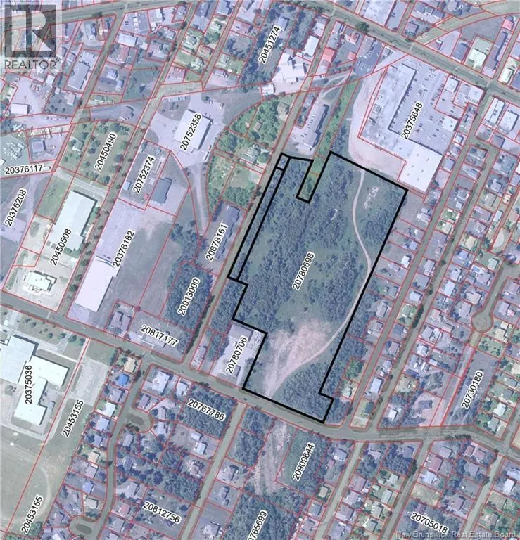 12 Acres Avenue HÃ´tel De Ville, Shippagan, New Brunswick E8S 1M1