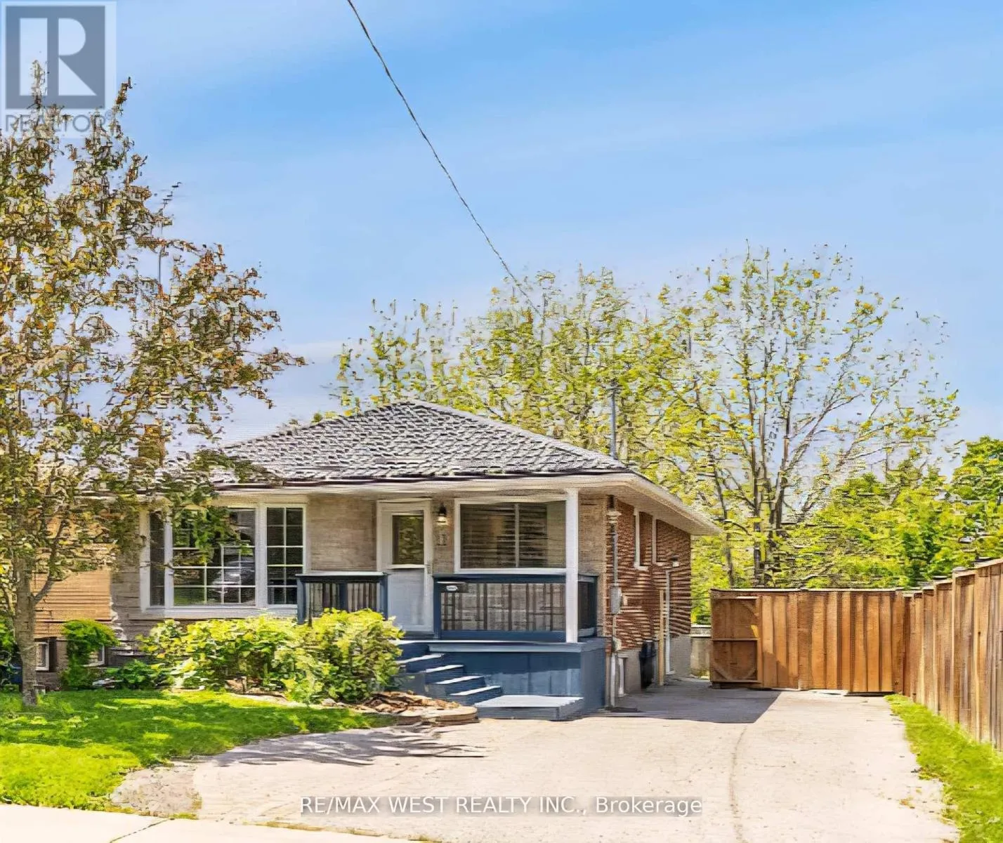 House for rent: 12 Athabasca Street, Oshawa, Ontario L1H 7H5