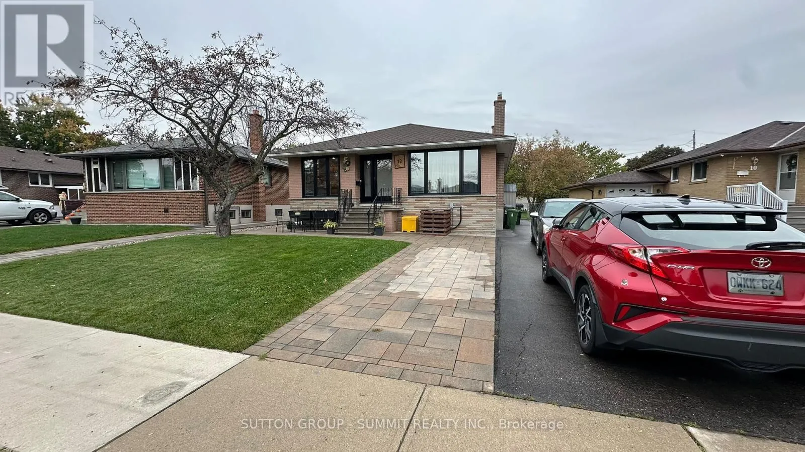 House for rent: 12 Brampton Road, Toronto, Ontario M9R 3J1