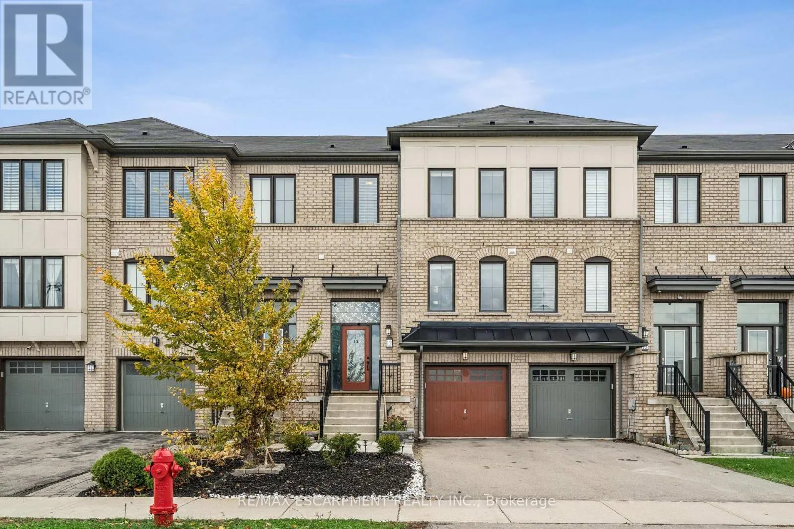 Row / Townhouse for rent: 12 Crafter Crescent, Hamilton, Ontario L8J 0H6