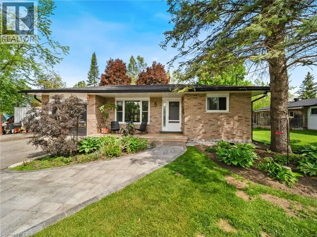 House for rent: 12 Easy Street, Pefferlaw, Ontario L0E 1N0