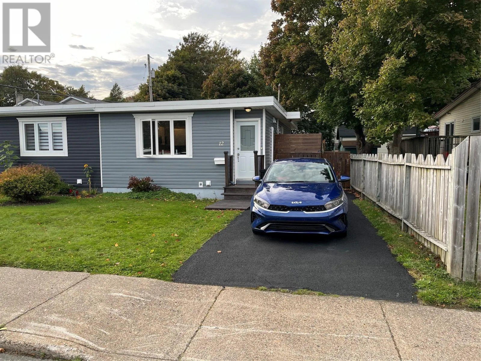 House for rent: 12 Ferryland Street E, St. John's, Newfoundland & Labrador A1Z 2L2