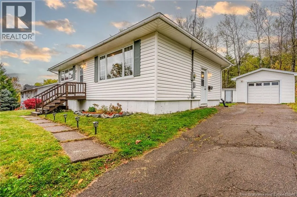 12 Gerard, Saint John, New Brunswick E2J 2V2