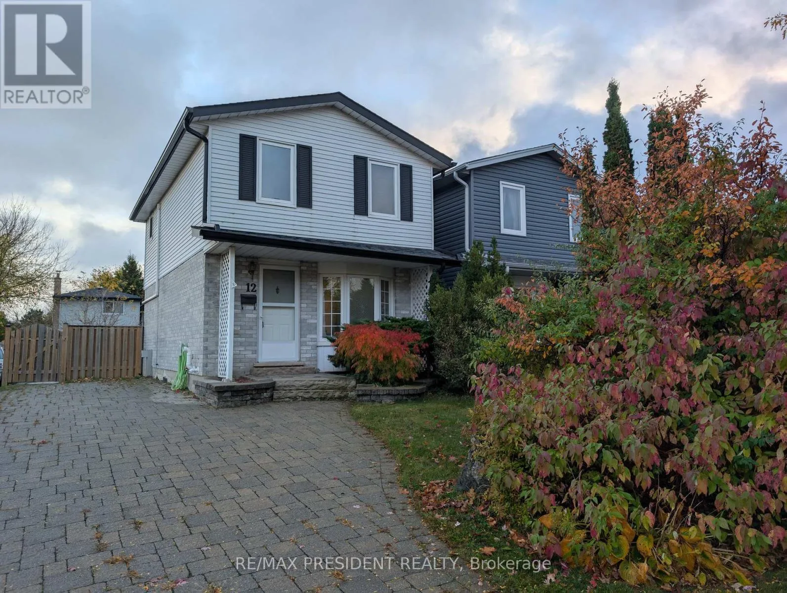 House for rent: 12 Hill Street, Halton Hills, Ontario L7J 2W2