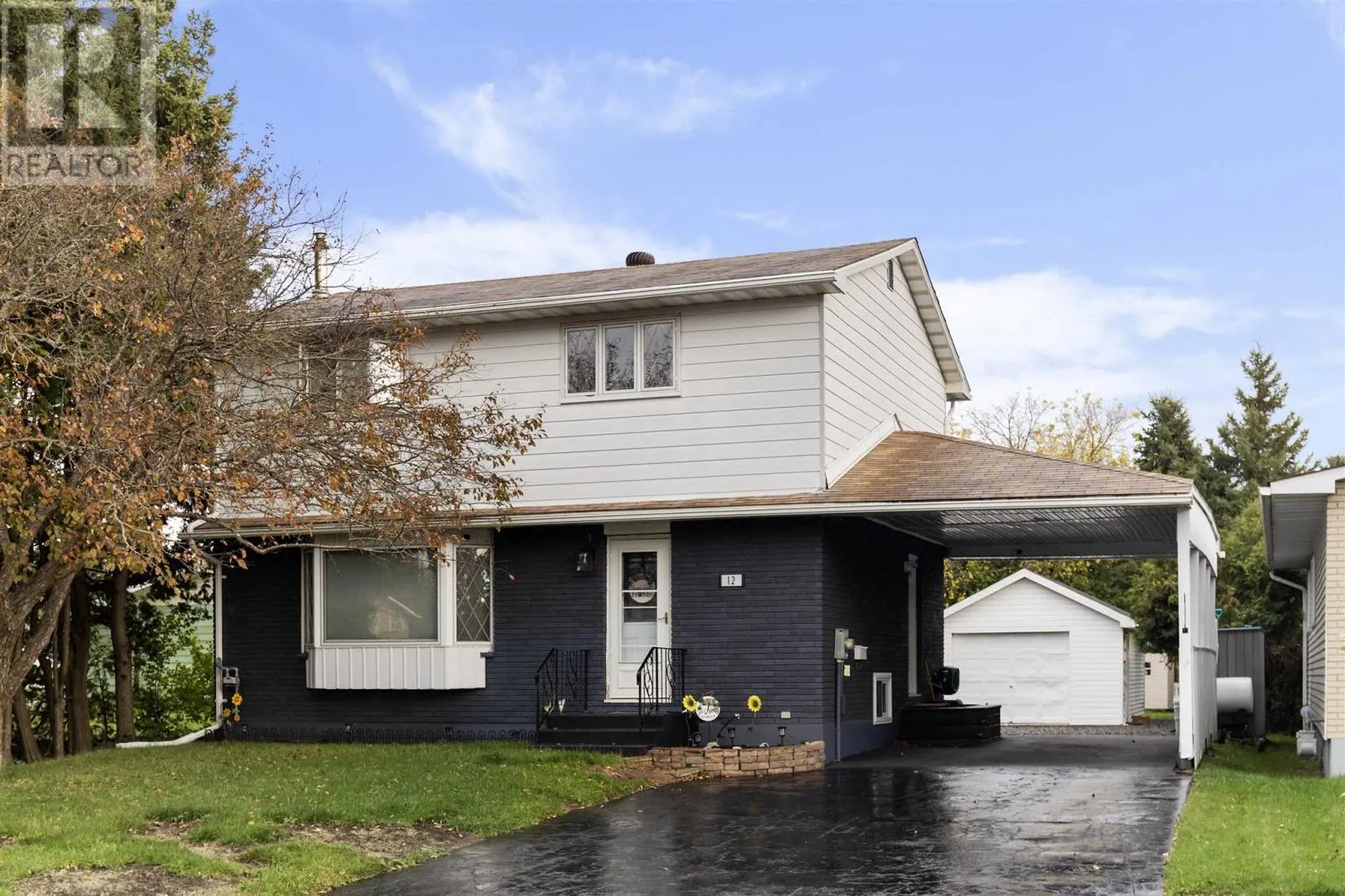 12 Lethbridge St, Sault Ste. Marie, Ontario P6C 3Y4