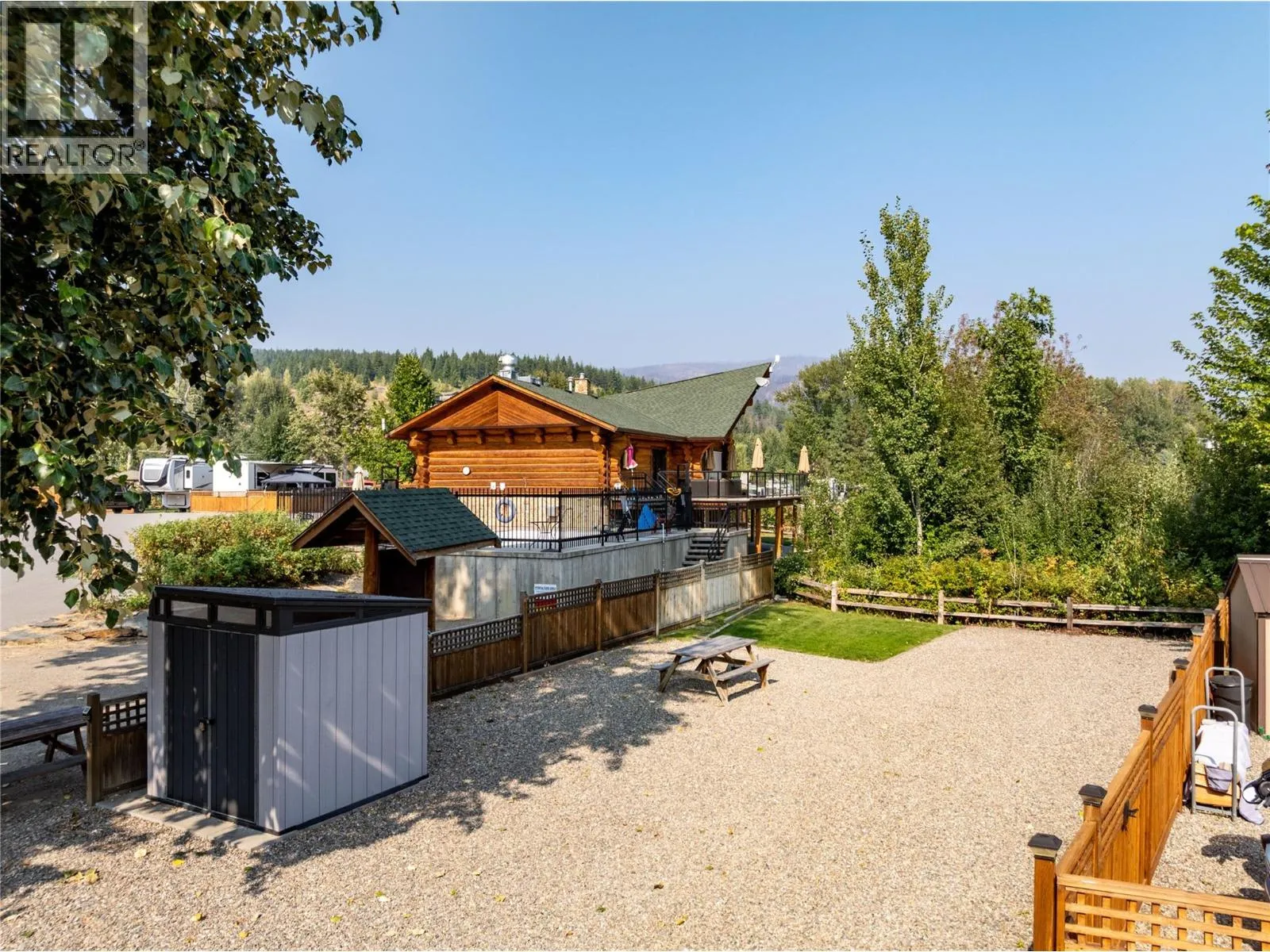 Other for rent: 12 Marina Way, Lee Creek, British Columbia V0E 1M4