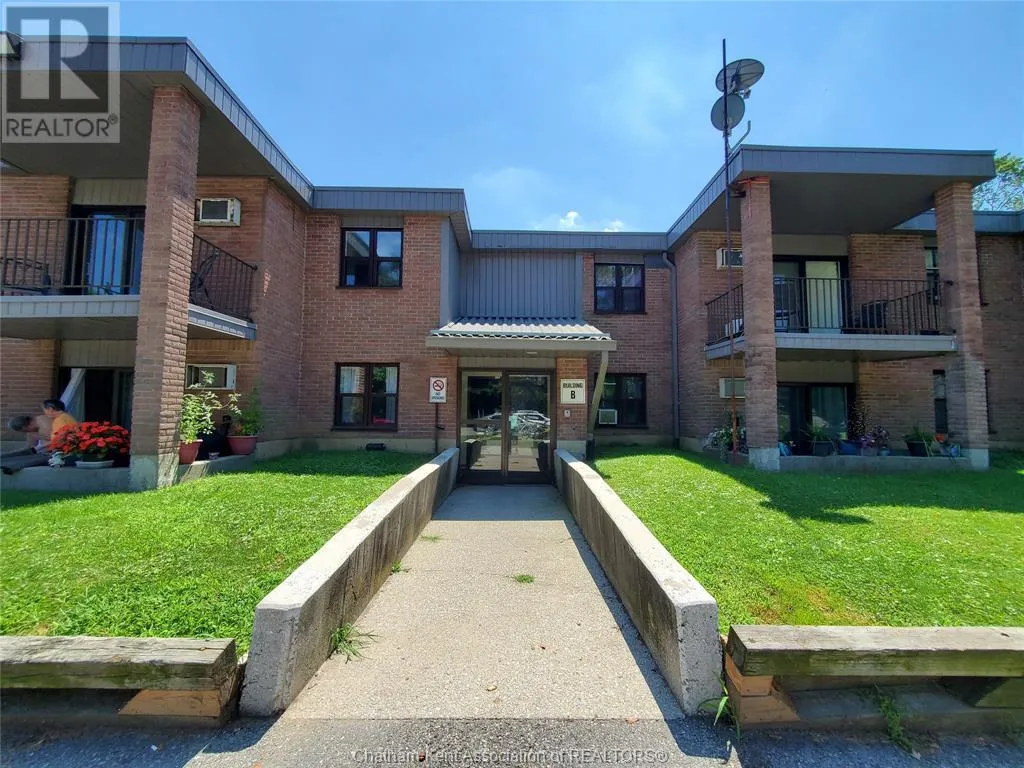 Apartment for rent: 12 Montgomery Drive Unit# B106, Wallaceburg, Ontario N8A 5B5