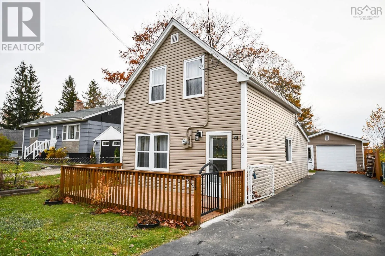 House for rent: 12 Provost Street, Dartmouth, Nova Scotia B2W 1B4