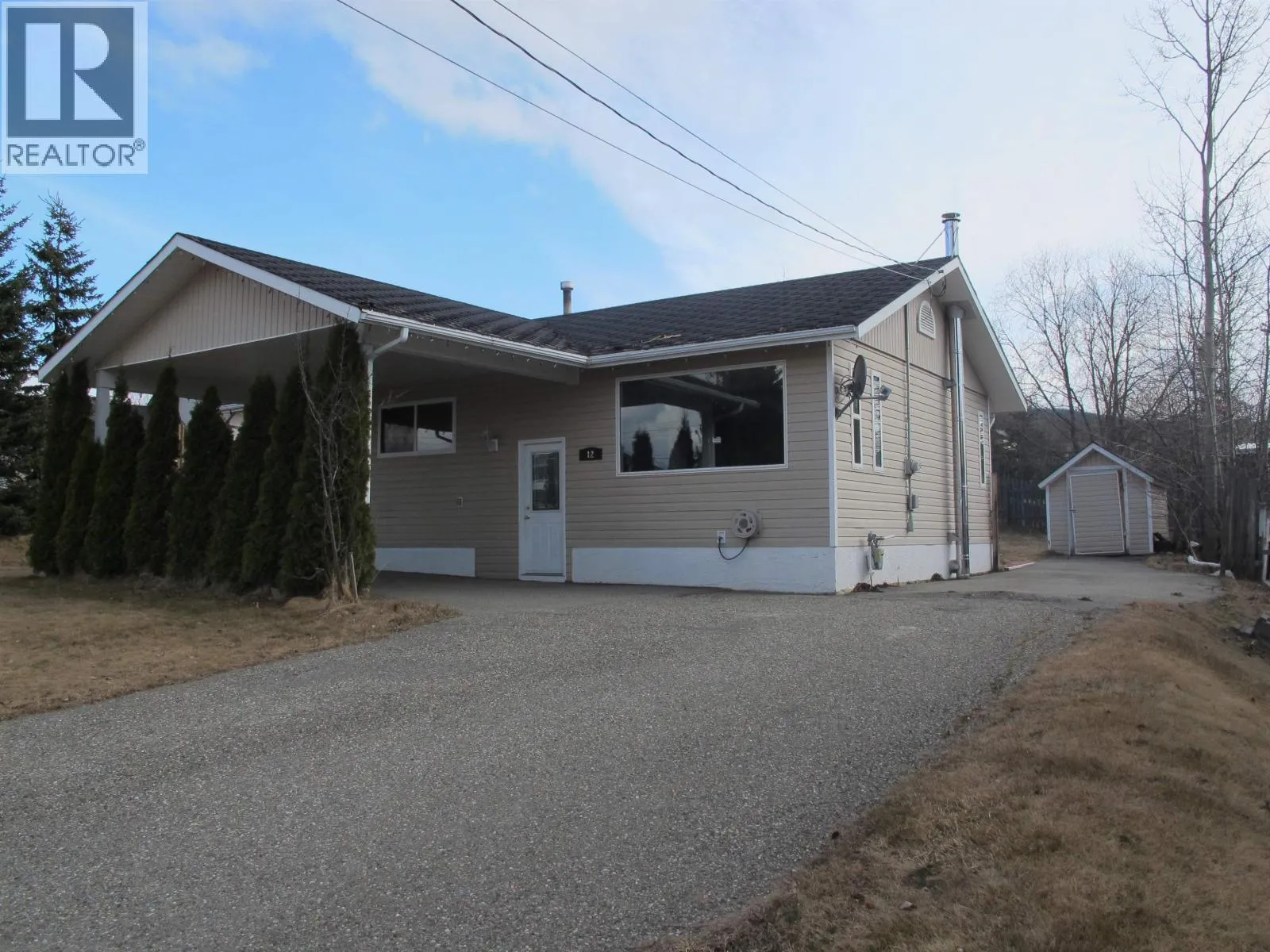 House for rent: 12 Ralston Drive, Mackenzie, British Columbia V0J 2C0