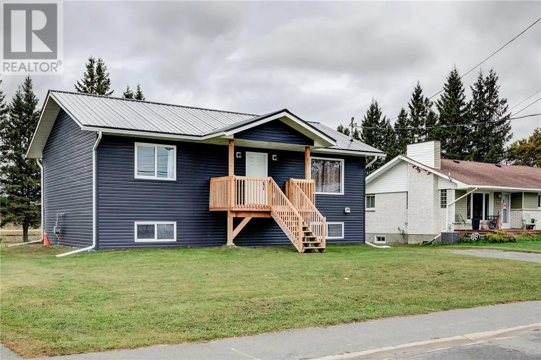 House for rent: 12 Rutland Avenue, Markstay-Warren, Ontario P0H 2N0