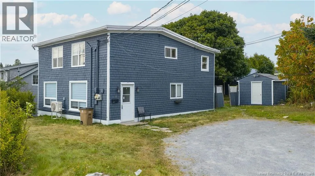 Duplex for rent: 12 Valley Street, Saint John, New Brunswick E2J 2M9