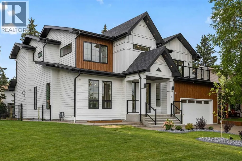 House for rent: 12 Vardana Place Nw, Calgary, Alberta T3A 0C5