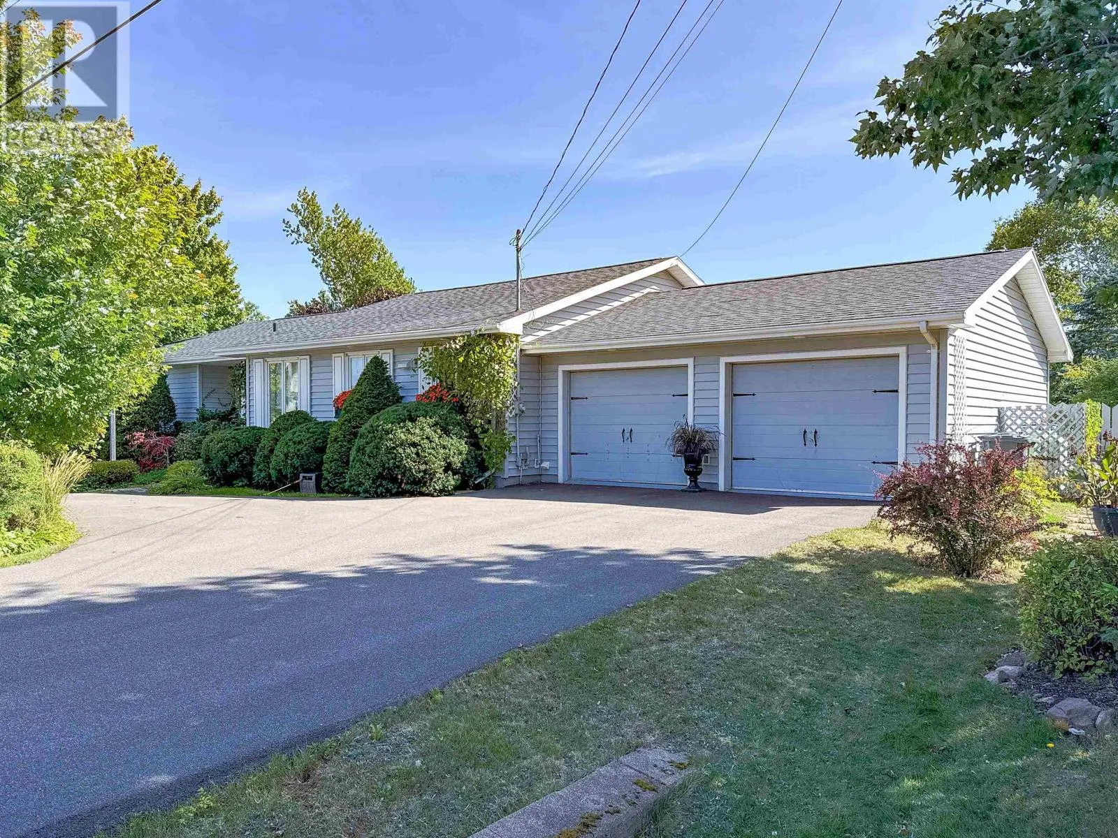 House for rent: 12 Westhill Drive, Charlottetown, Prince Edward Island C1E 1N8