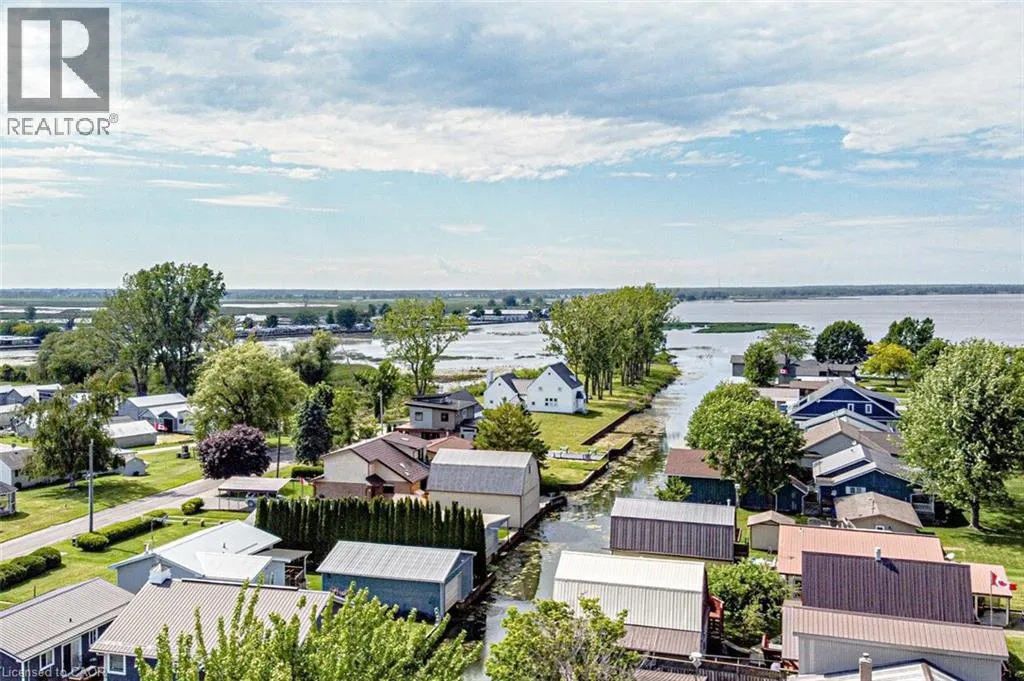 House for rent: 12 Willow Avenue, Long Point, Ontario N0E 1M0