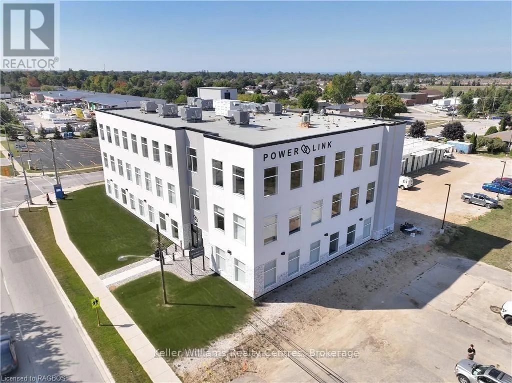 Offices for rent: 120 - 1020 Goderich Street, Saugeen Shores, Ontario N0H 2C3