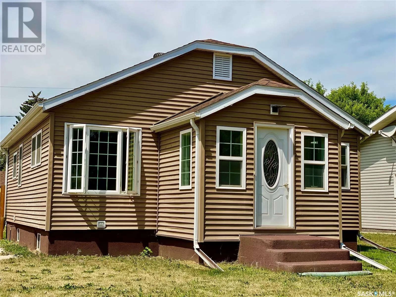 House for rent: 120 3rd Street W, Carnduff, Saskatchewan S0C 0S0