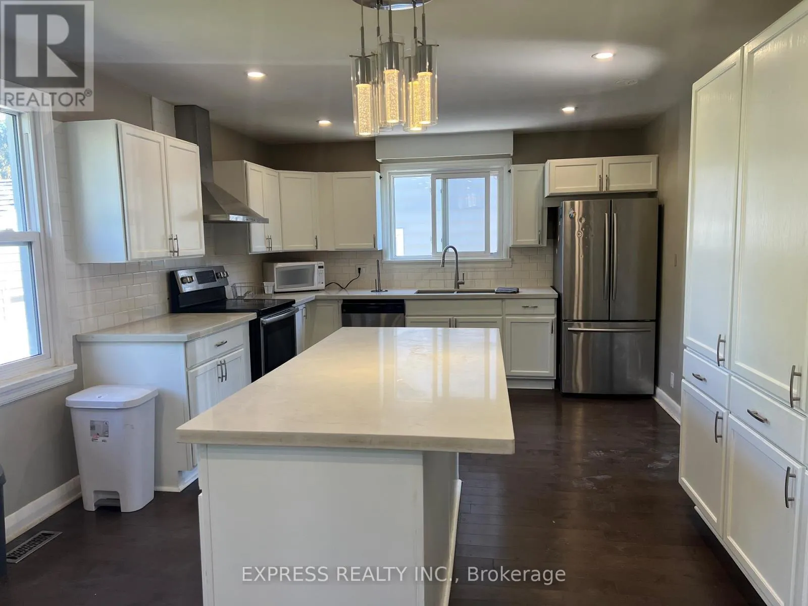 House for rent: 120 Beatrice Street W, Oshawa, Ontario L1G 3M8