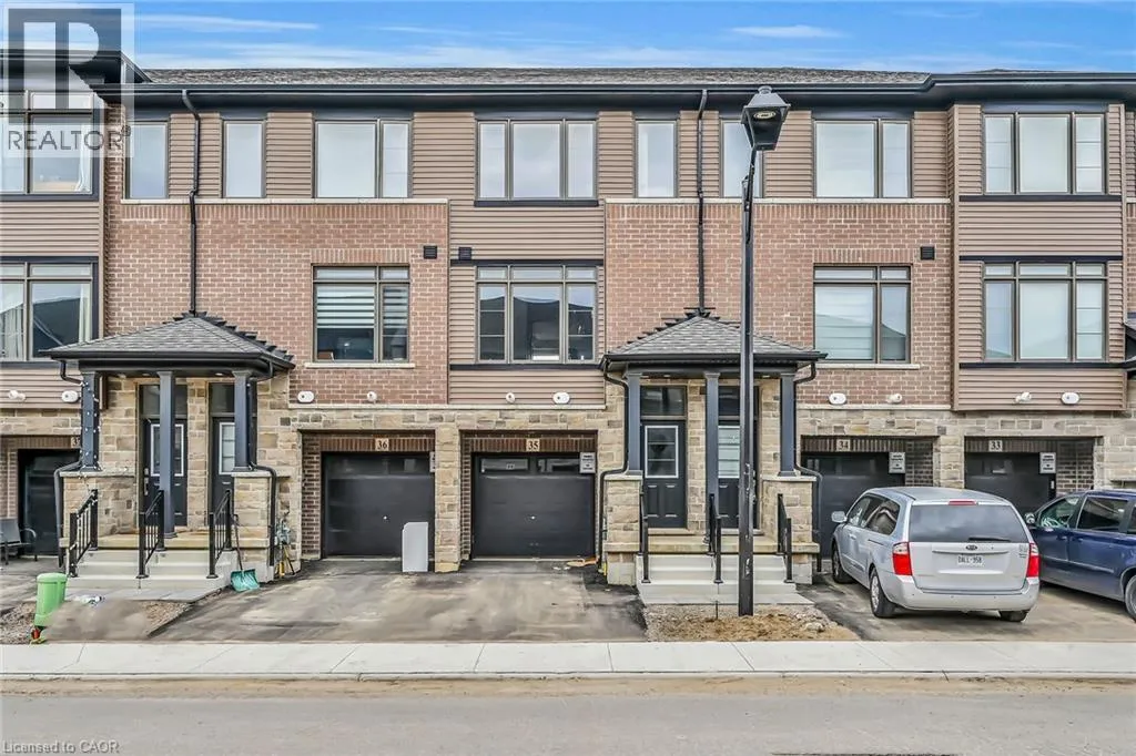 Row / Townhouse for rent: 120 Court Drive Unit# 35, Paris, Ontario N3L 0N2