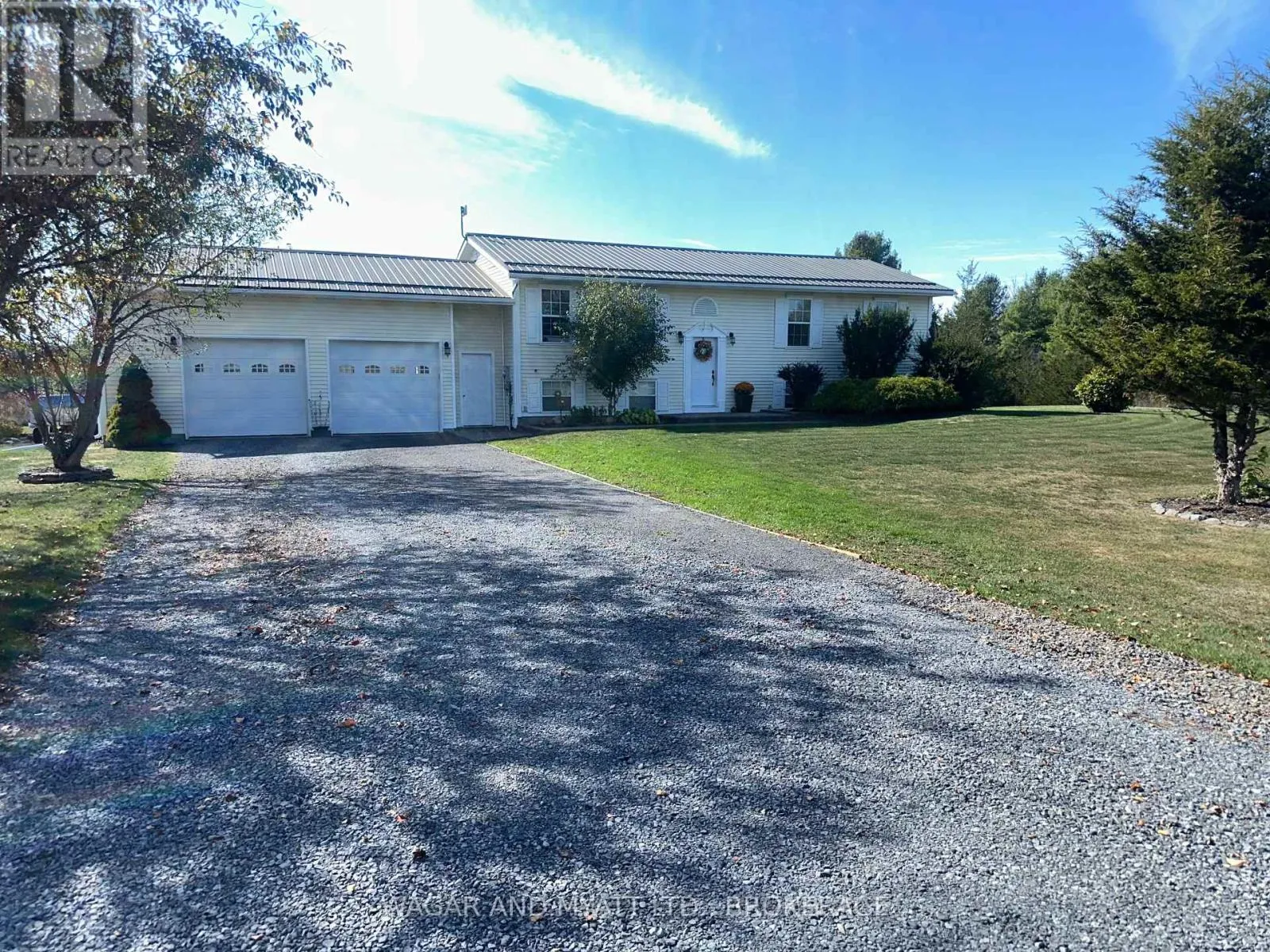 House for rent: 120 Pinecrest Road S, Stone Mills, Ontario K0K 2S0