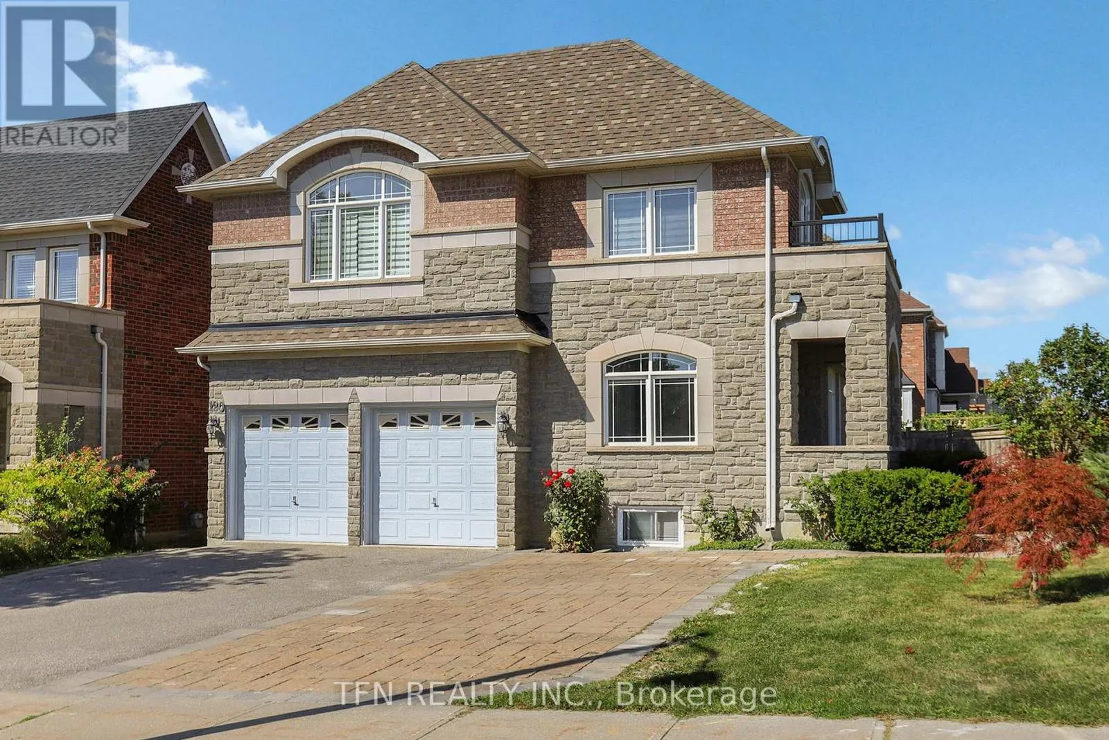 House for rent: 120 Valley Vista Drive, Vaughan, Ontario L6A 0Z3