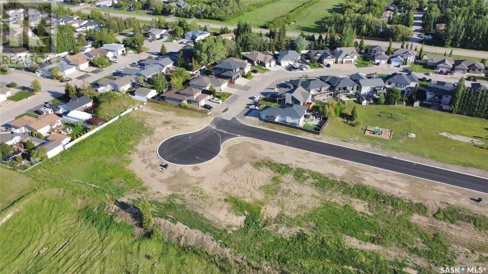 Unknown for rent: 1200 Aaron Drive, Pilot Butte, Saskatchewan S0G 3Z0