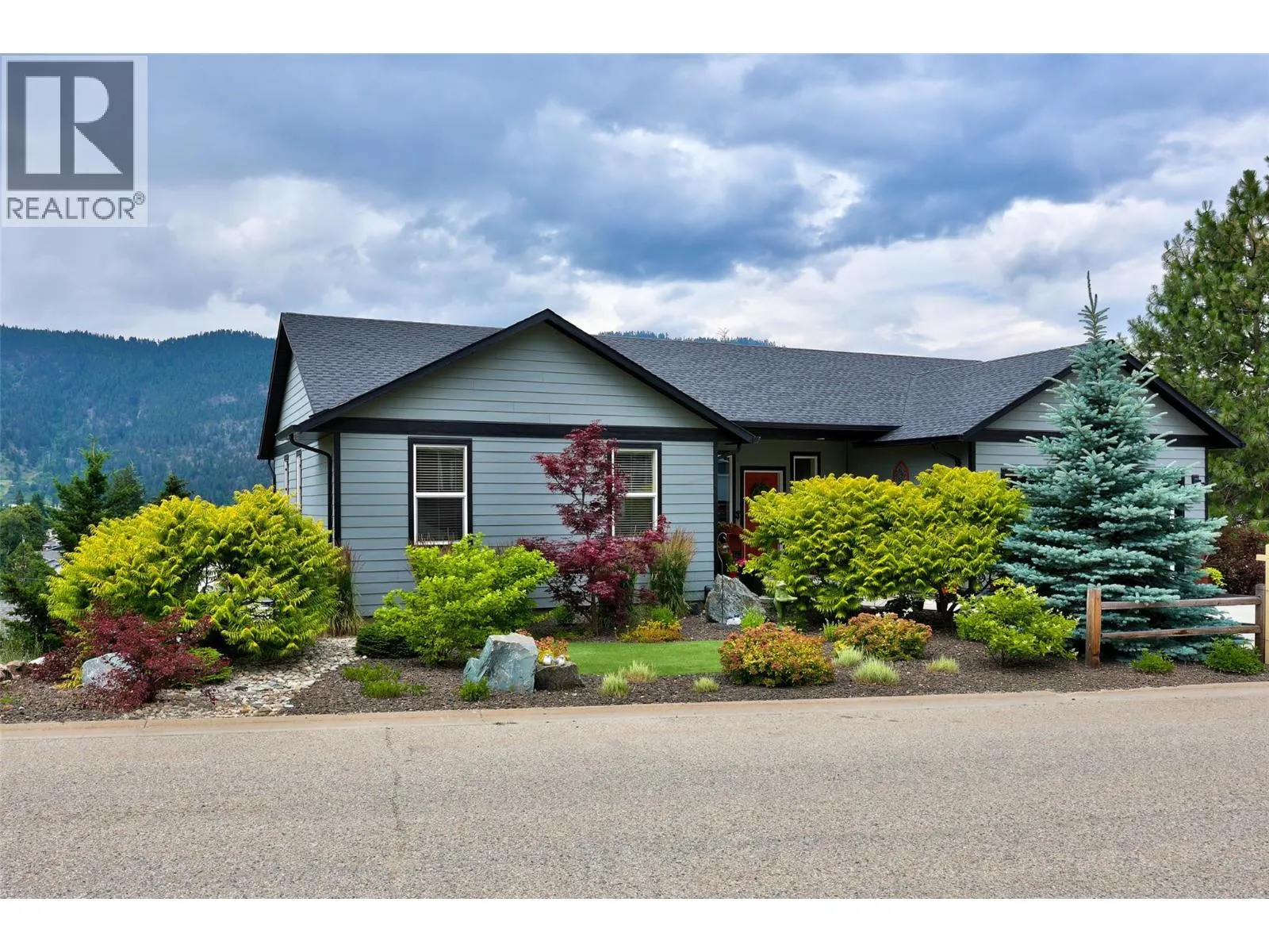 House for rent: 1200 Montgomery Place, Chase, British Columbia V0E 1M0