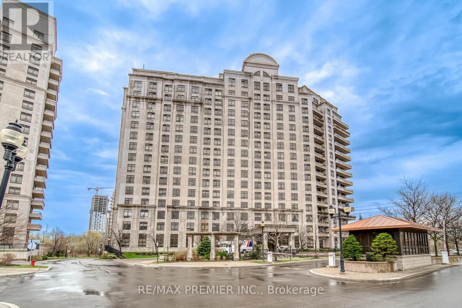 Apartment for rent: 1201 - 9235 Jane Street, Vaughan, Ontario L6A 0J7