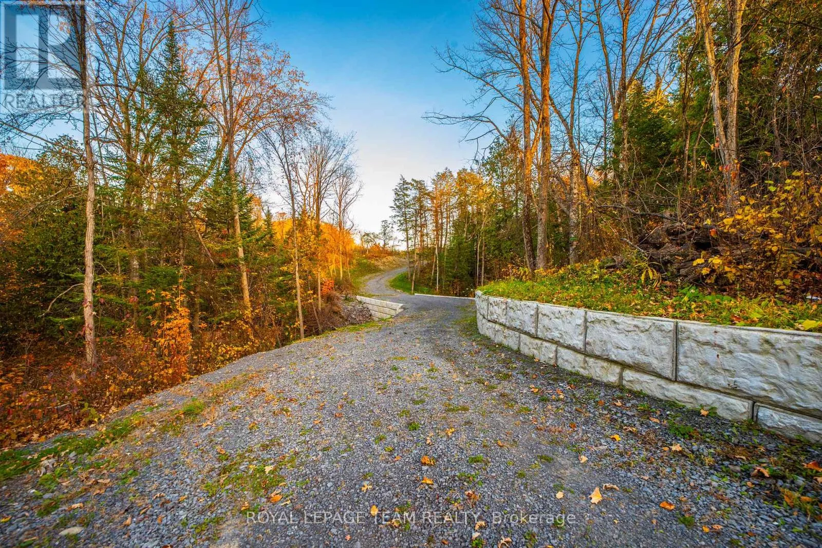 1201 Dunning Road, Ottawa, Ontario K4C 1P6