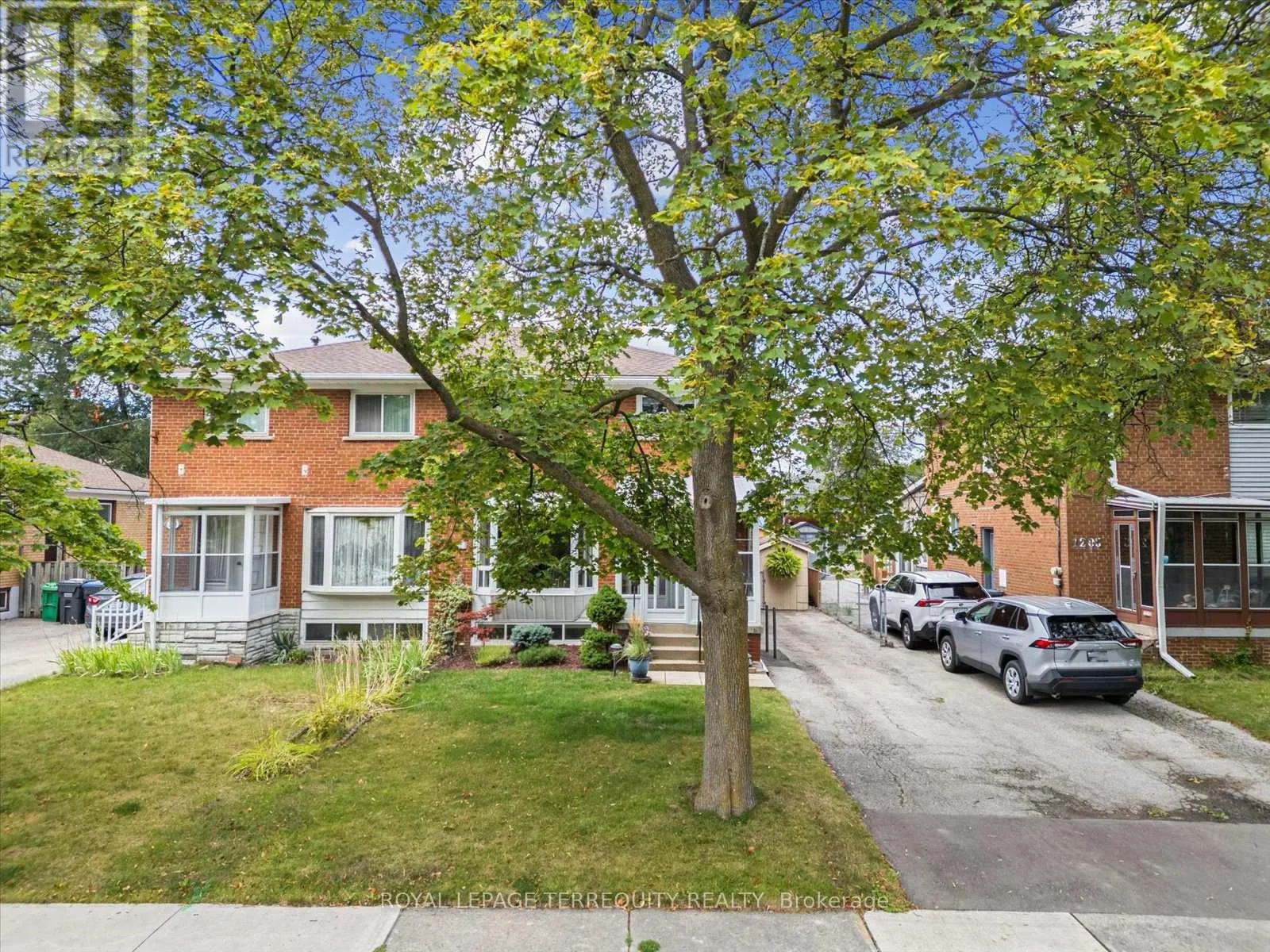House for rent: 1201 Kingsholm Drive, Mississauga, Ontario L4Y 2H1