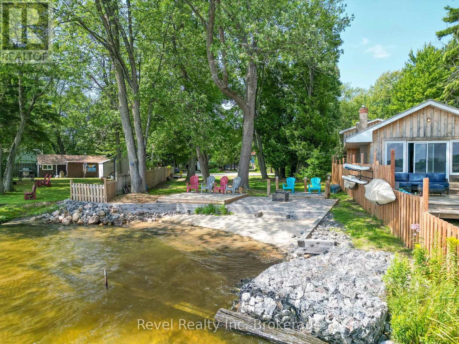 120-121 Mowat Crescent, North Bay, Ontario P1A 1R5