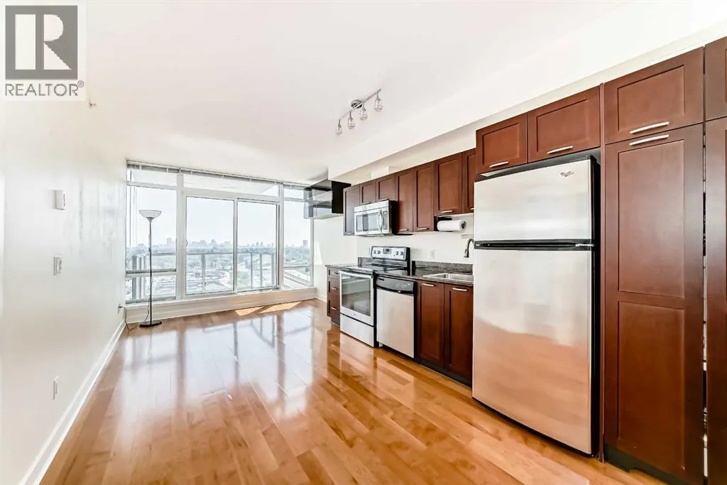 Apartment for rent: 1202, 3820 Brentwood Road Nw, Calgary, Alberta T2L 2L5