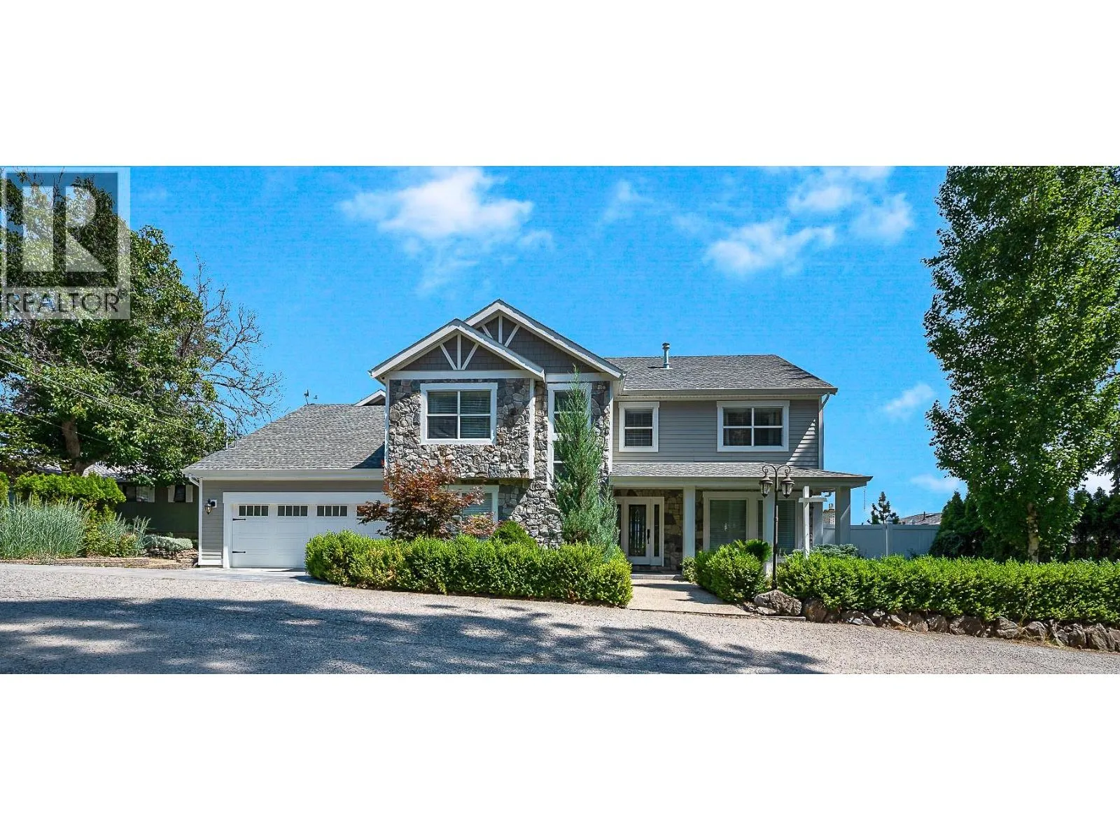 House for rent: 1202 Trevor Drive, West Kelowna, British Columbia V1Z 3K7