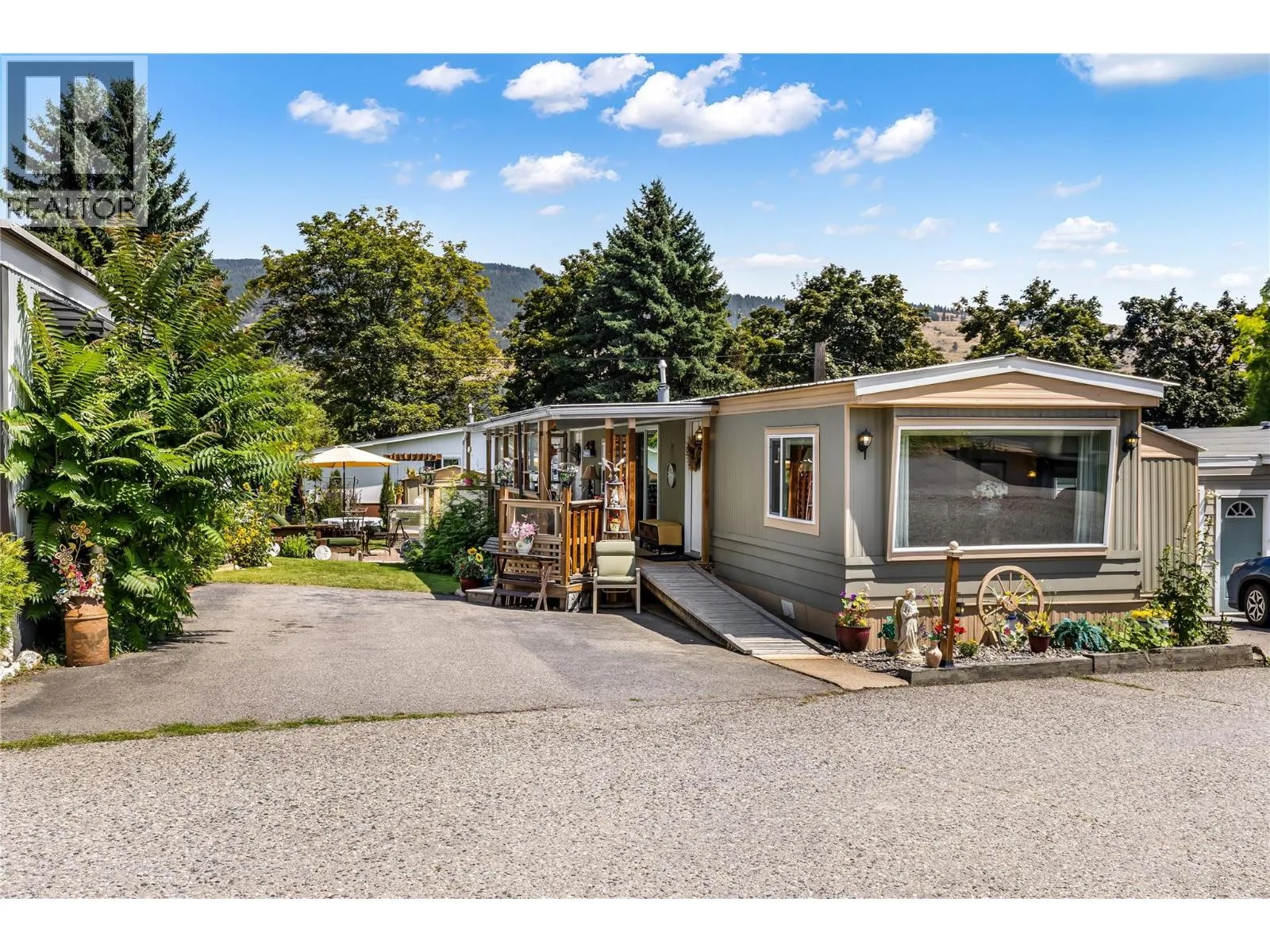 Manufactured Home for rent: 12022 Pretty Road Unit# 21, Lake Country, British Columbia V4V 1H1