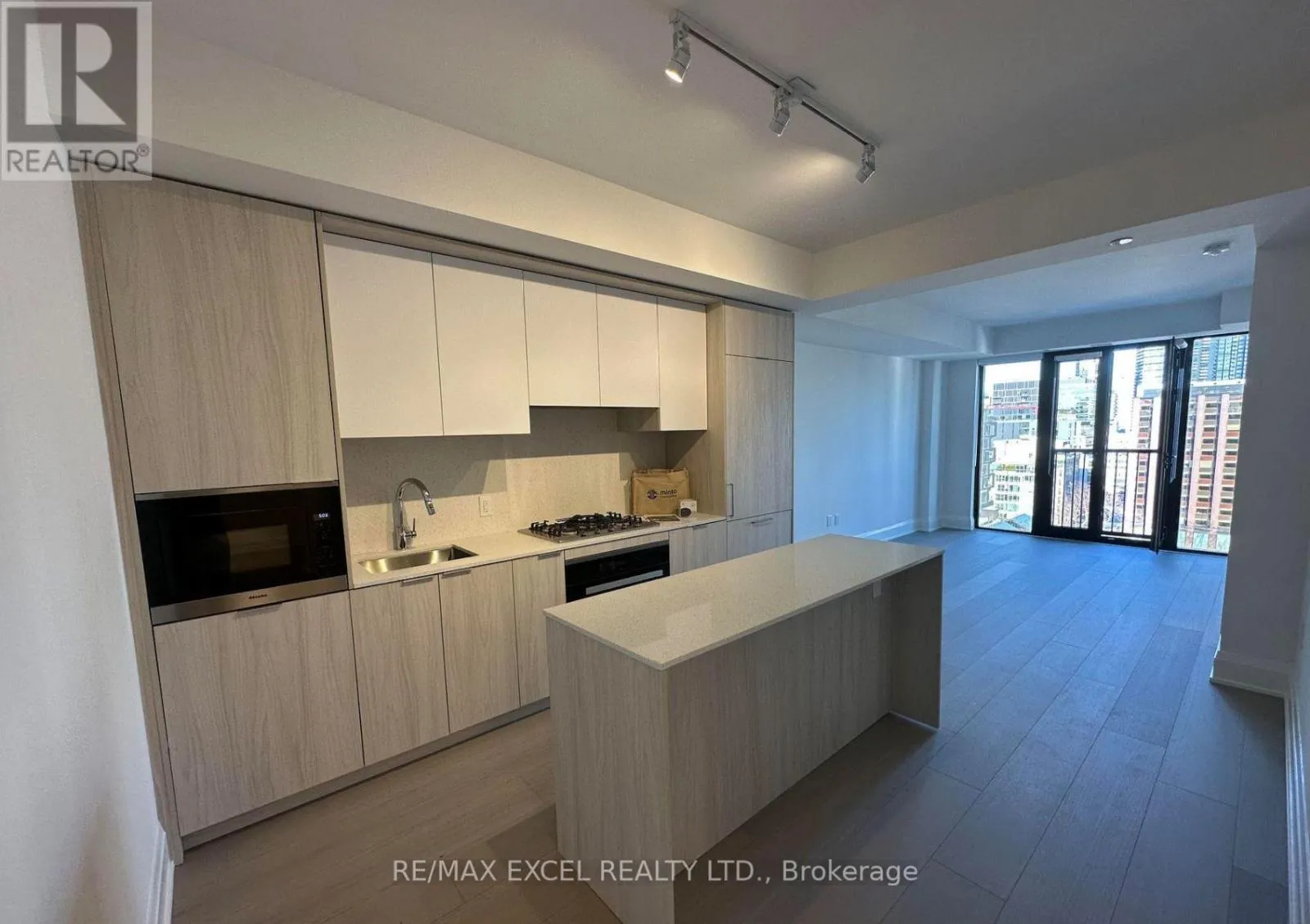 Apartment for rent: 1203 - 123 Portland Street, Toronto, Ontario M5V 0V9