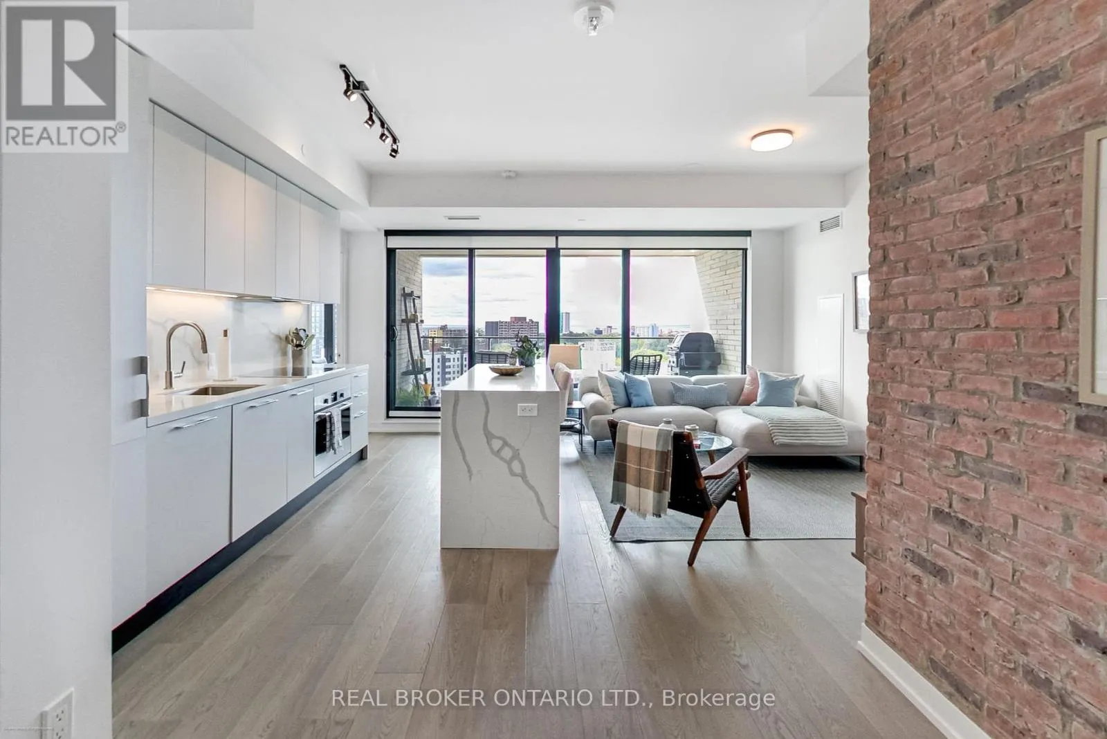 Apartment for rent: 1203 - 200 Sudbury Street, Toronto, Ontario M6J 1J4