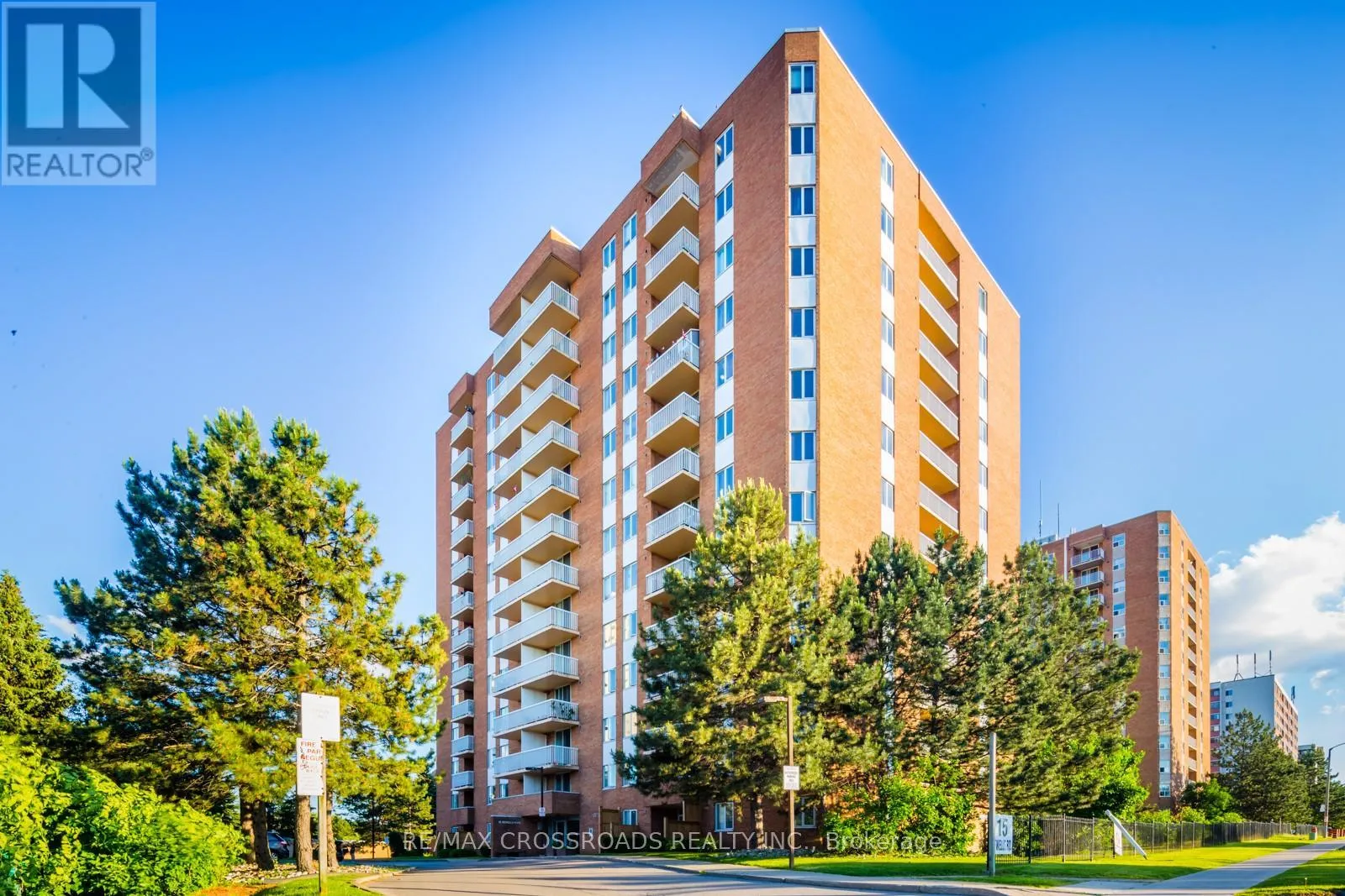 Apartment for rent: 1204 - 15 Sewells Road, Toronto, Ontario M1B 3V7