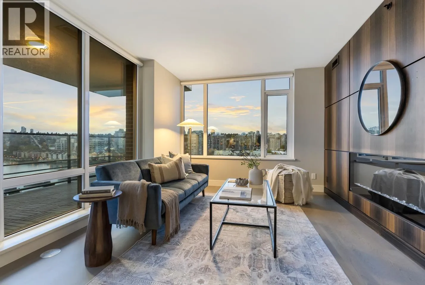 Apartment for rent: 1204 210 Salter Street, New Westminster, British Columbia V3M 0J9