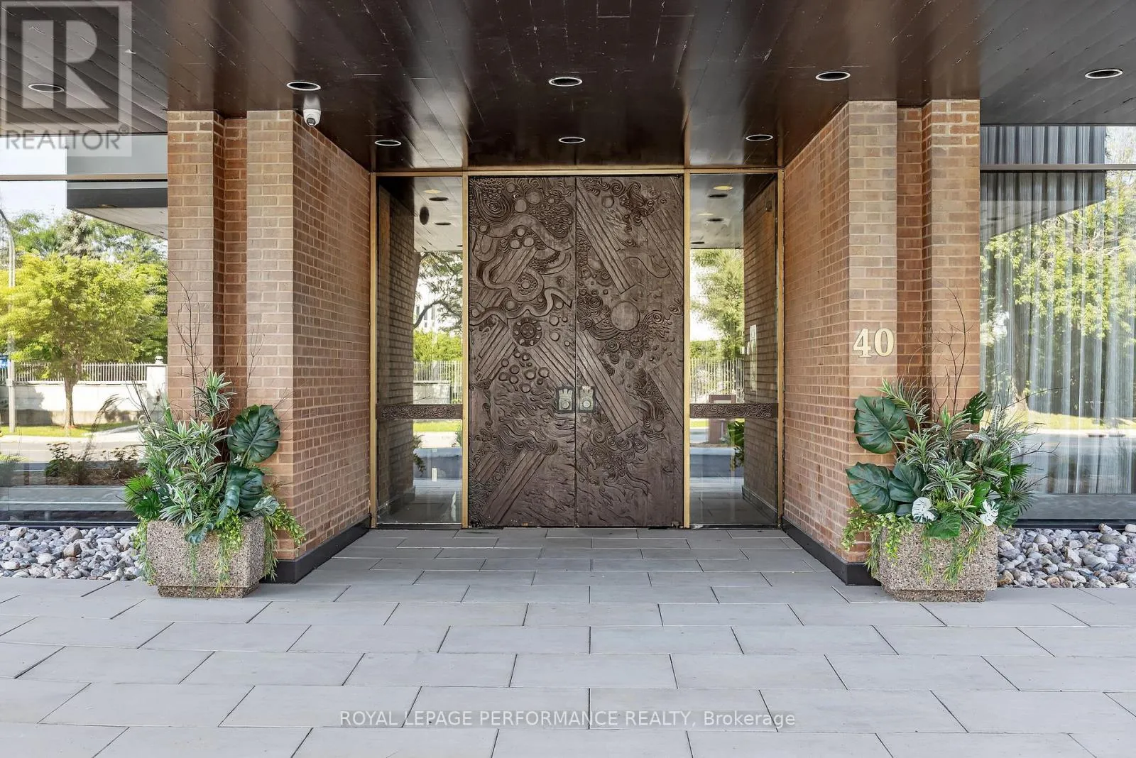 Apartment for rent: 1204 - 40 Boteler Street, Ottawa, Ontario K1N 9C8