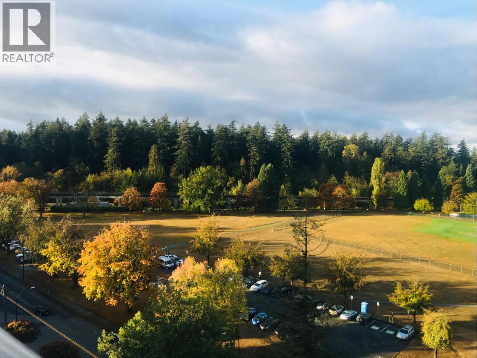 Apartment for rent: 1204 5790 Patterson Avenue, Burnaby, British Columbia V5H 4H6