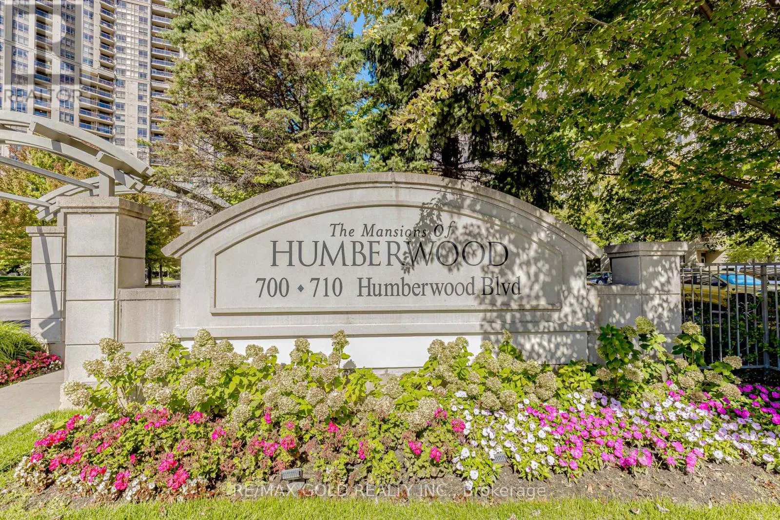 Apartment for rent: 1204 - 710 Humberwood Boulevard, Toronto, Ontario M9W 7J5