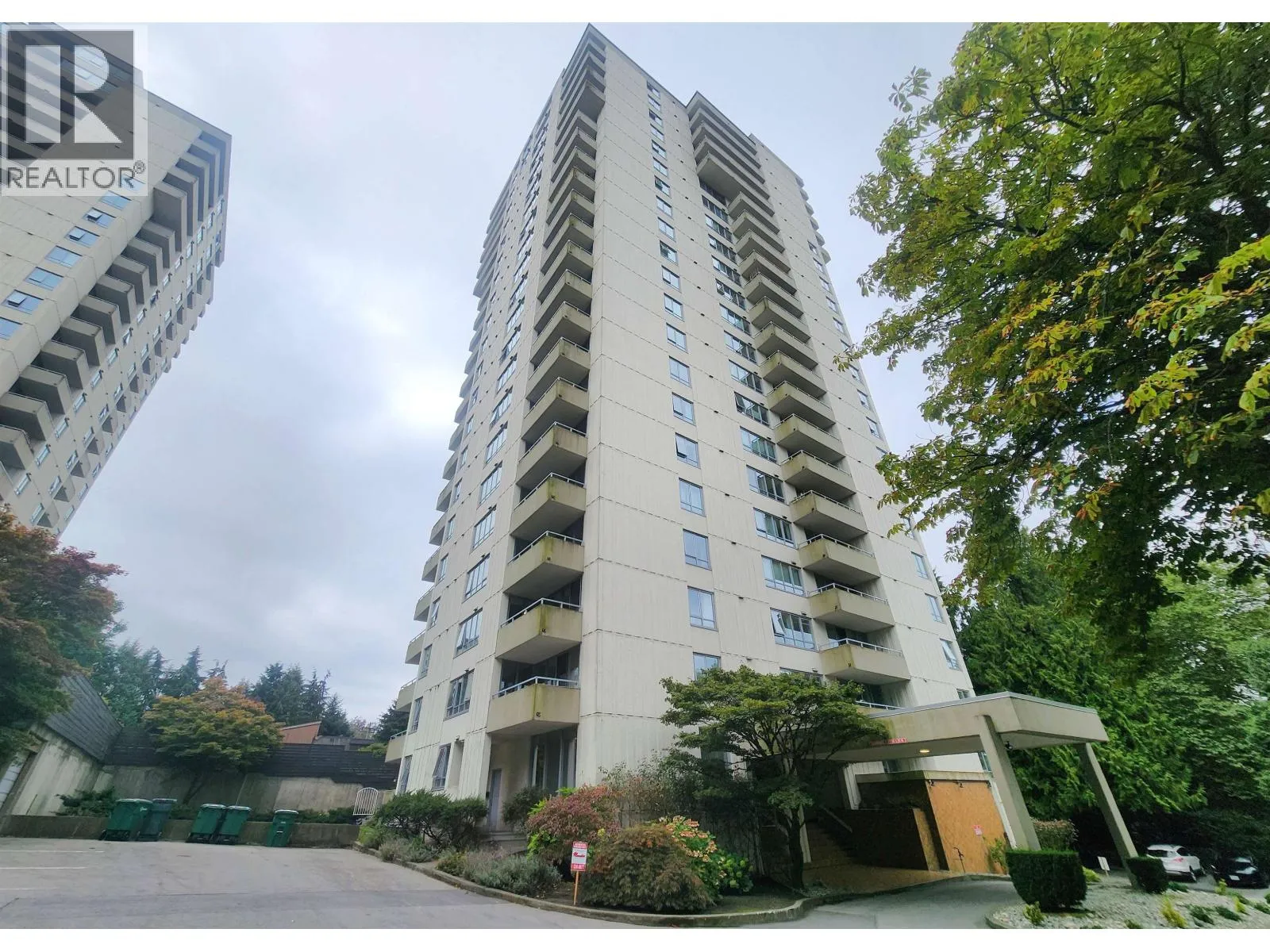 Apartment for rent: 1205 4160 Sardis Street, Burnaby, British Columbia V5H 1K2