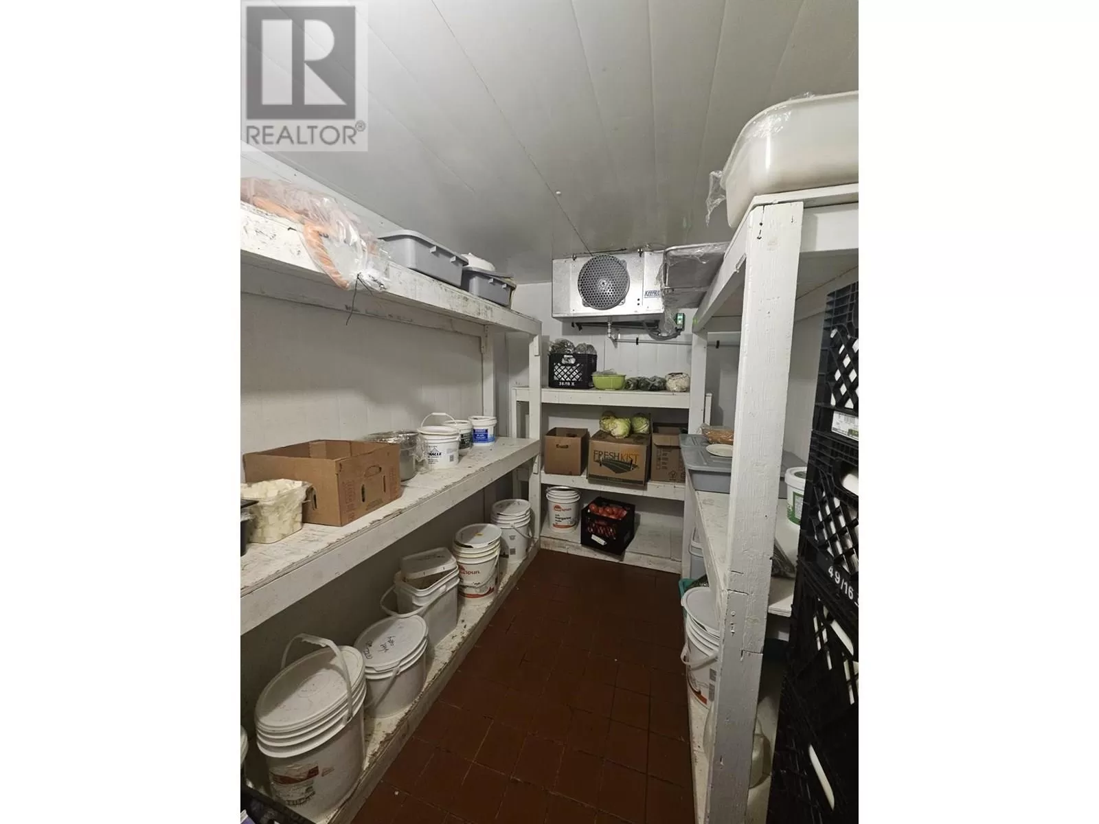 Other for rent: 1205 Trans Canada Highway, Golden, British Columbia V0A 1H1